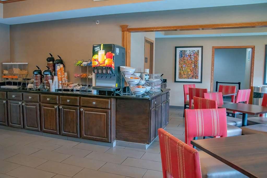Comfort Inn Huntington Near University Ресторан фото